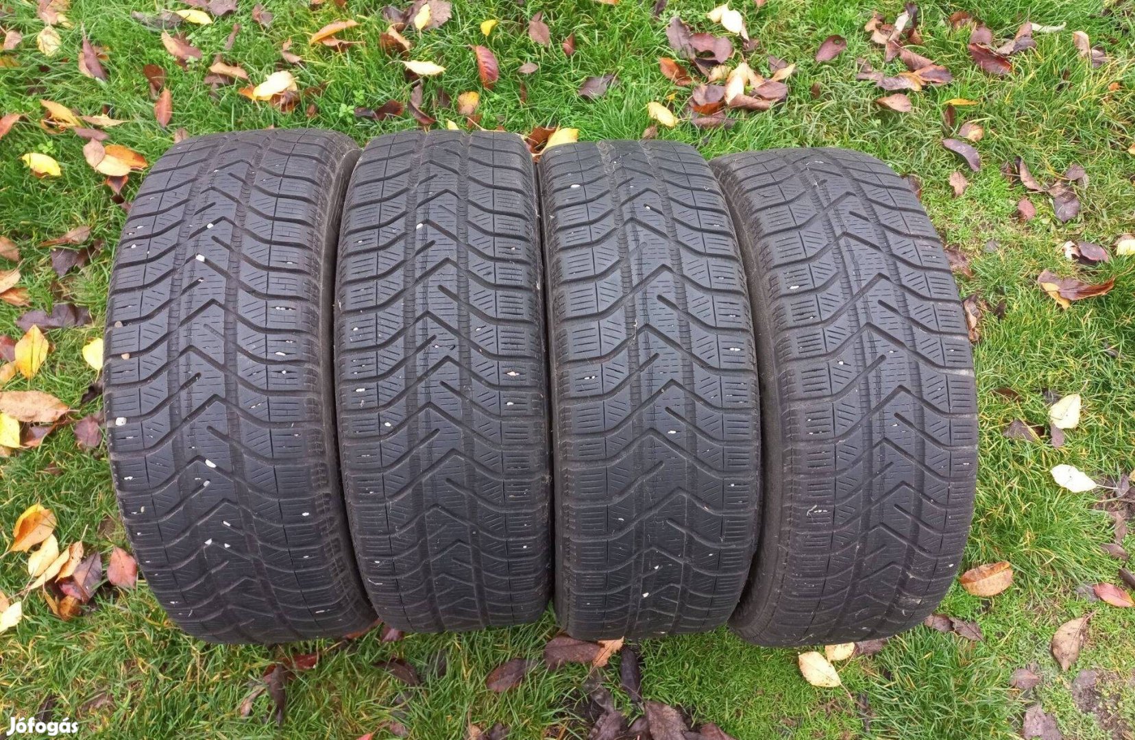 Pirelli 185/55 R15 téli gumik