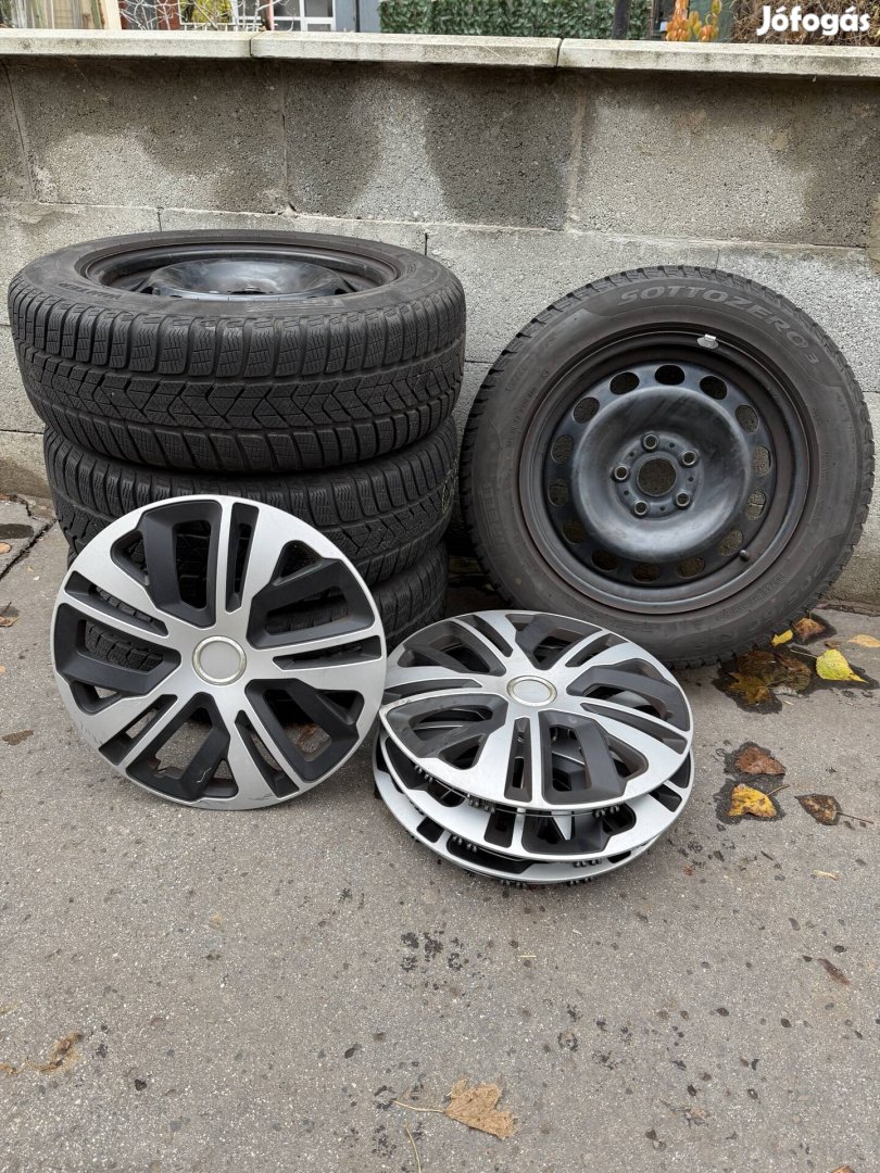 Pirelli 205/60/R16 téli gumi szett