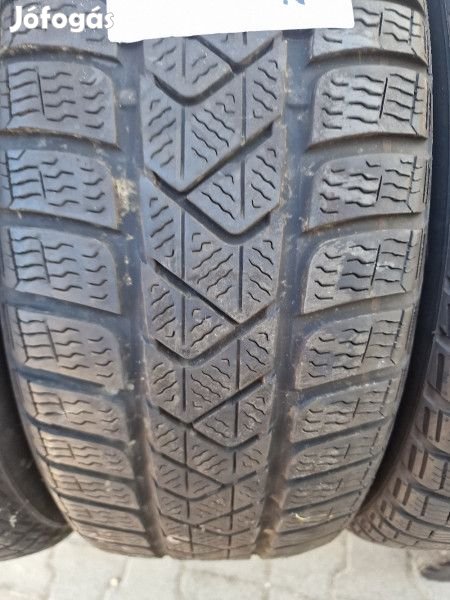 Pirelli 215/60R16 SOTTOZERO3 SEAL 5mm DOT20 használt gumi HG12894 té