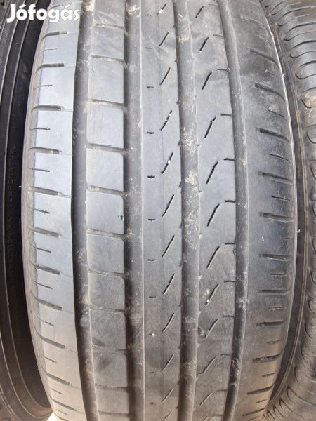 Pirelli 215/65R17 SCORPION VERDE 5-5.5mm DOT17 használt gumi HG12162