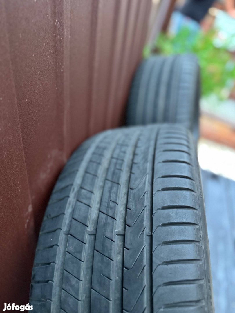 Pirelli 225/45 Gumik