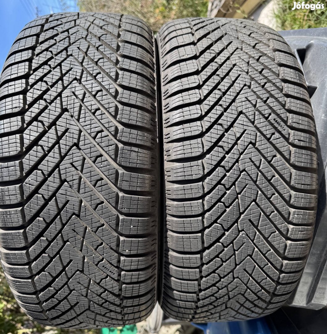 Pirelli 225/45 r17 téli gumiabroncs