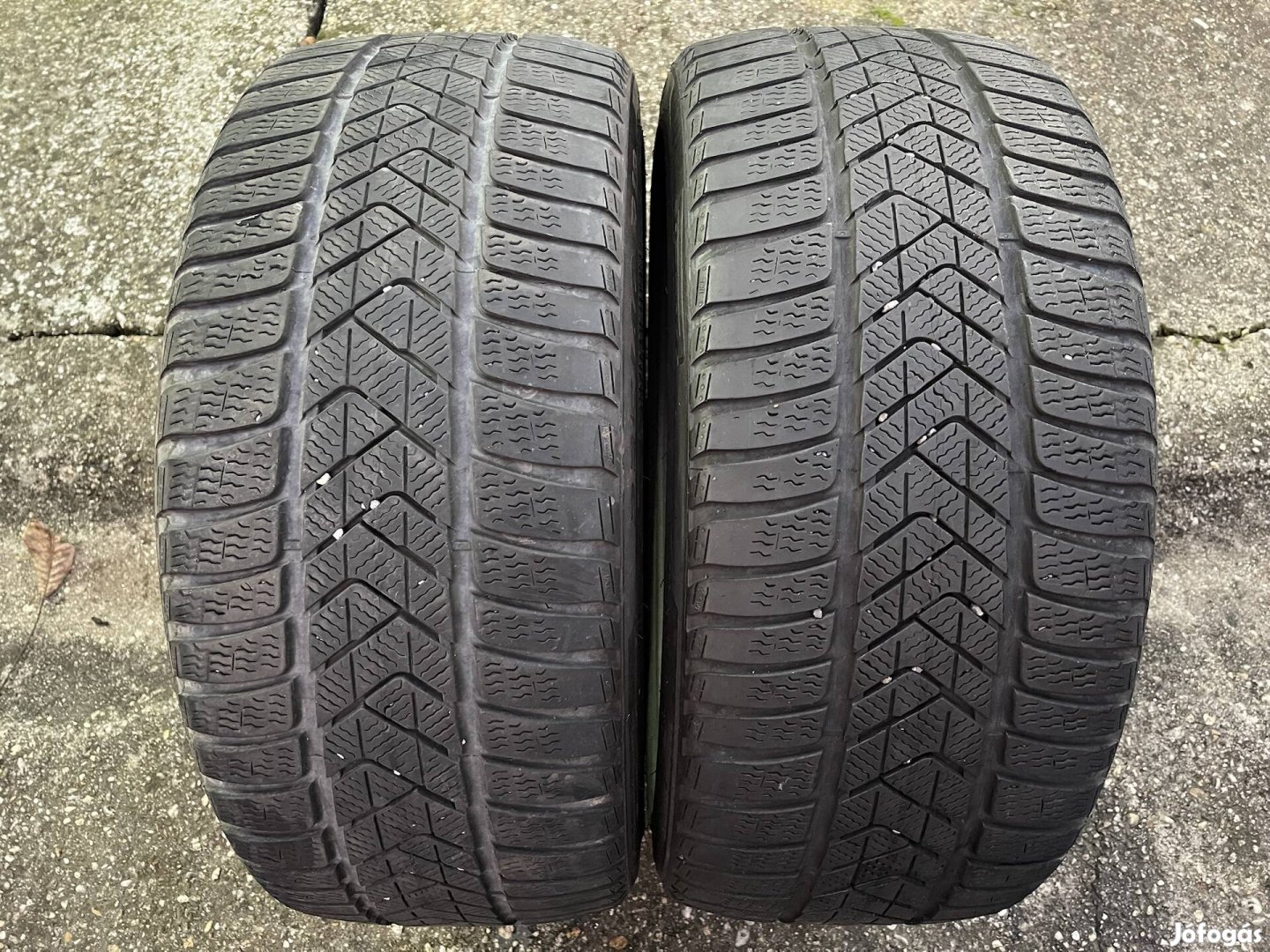 Pirelli 235/40r19 téli gumi 2db