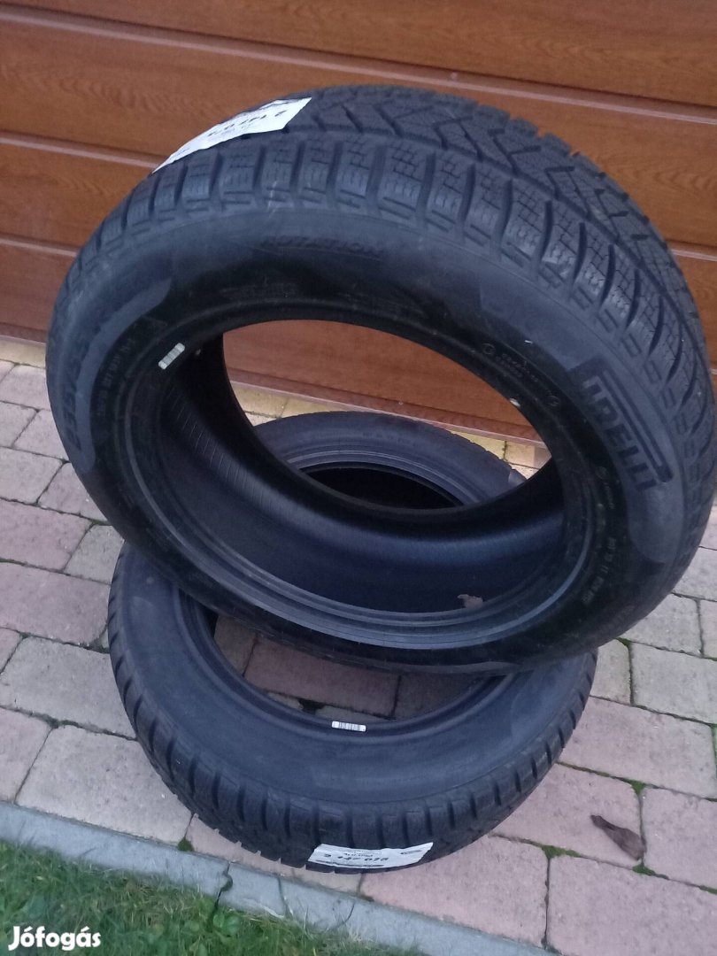 Pirelli 235/55 r17 téli gumi 2db