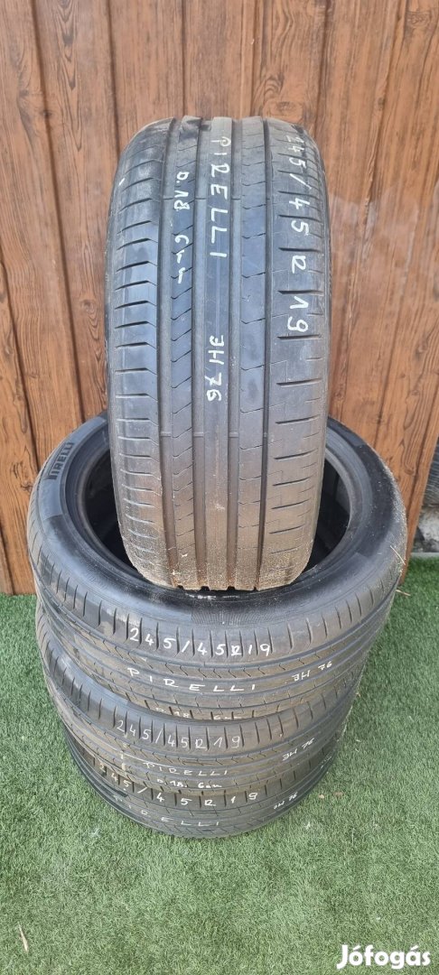 Pirelli 245/45 R19 6mm 2018-as Nyári Gumiabroncs 4db #76