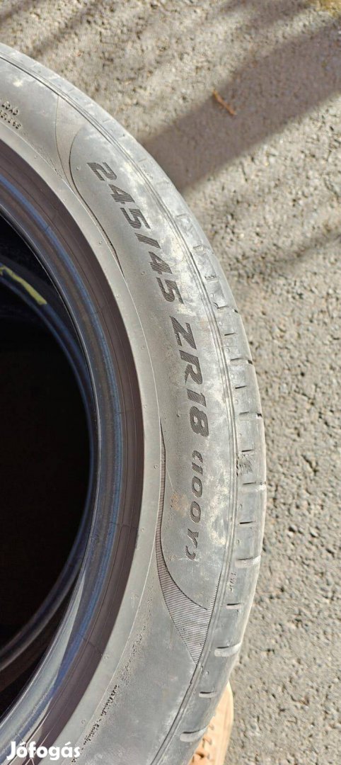 Pirelli 245/45/r18 (100y) használt nyári szett