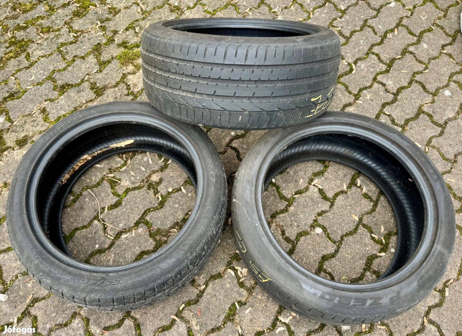 Pirelli 25540 R 19 100Y nyári gumi 3 db Q5