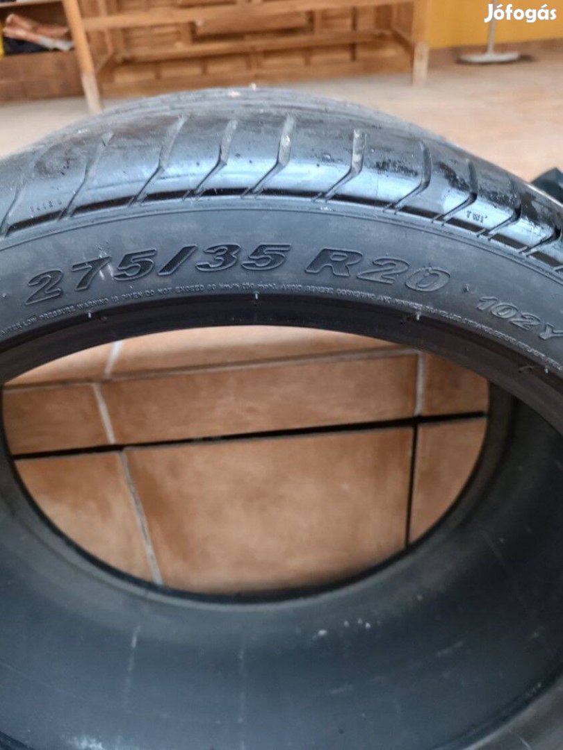 Pirelli 275/35 R20 1db 5mm+ , sérülés és félrekopás mentes