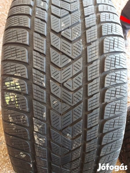 Pirelli 285/45R21 SCORPION WINTER 5-6mm DOT17 használt gumi HG9741 t