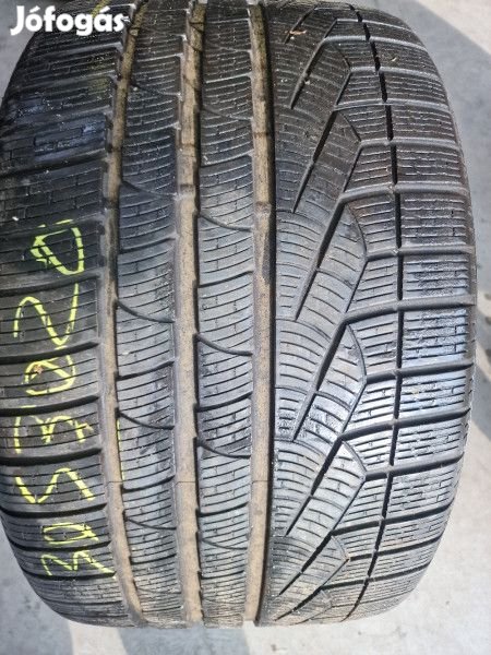 Pirelli 305/30R20 SOTTOZERO2 6mm DOT18 használt gumi HG13734 téli