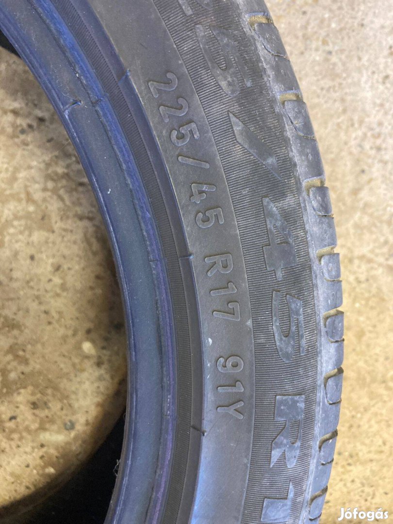 Pirelli Cinturato 2025/45 R17 - 2 db