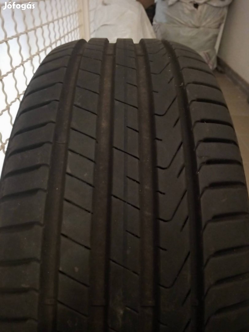 Pirelli Cinturato P7 DOT 1322 215/55 r18