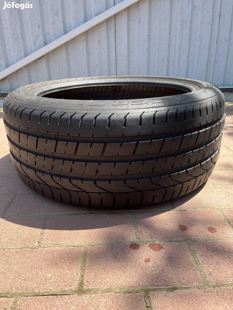 Pirelli P Zero nyári gumi 245/40 R18