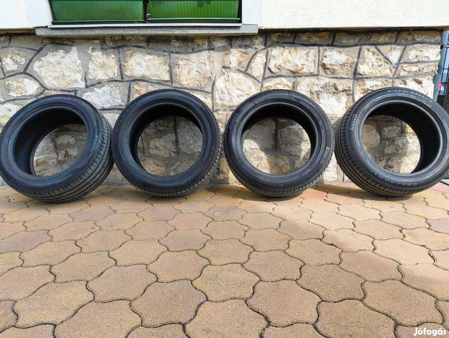 Pirelli Powergy 225/50/R17 nyári gumik
