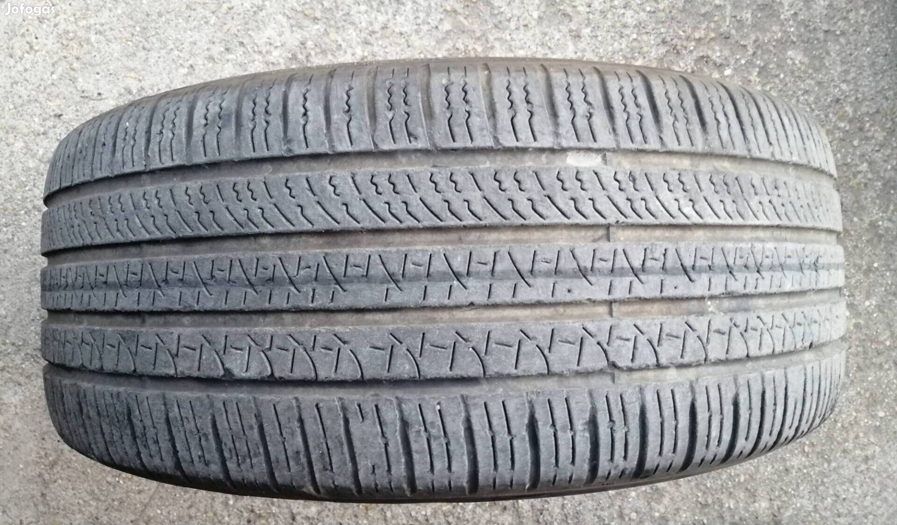 Pirelli Scorpion Zero 255/45R20 gumi, négyévszakos