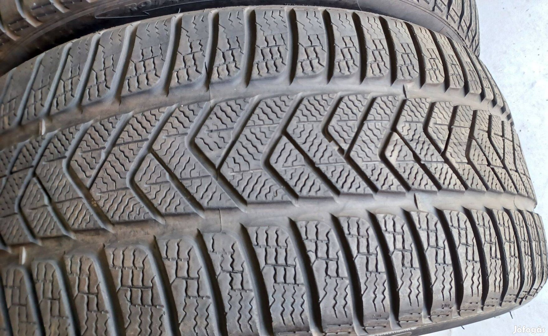 Pirelli Sottozero3 Winter 275/35 R21 téli gumik 2db