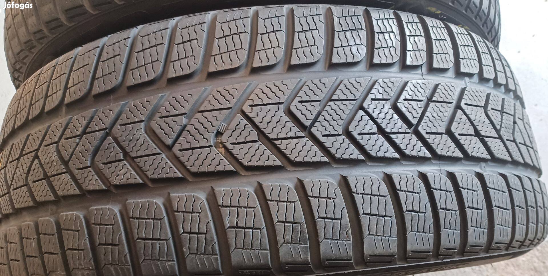 Pirelli Sottozero3 Winter MO 255/45 R19 téli gumik 2db