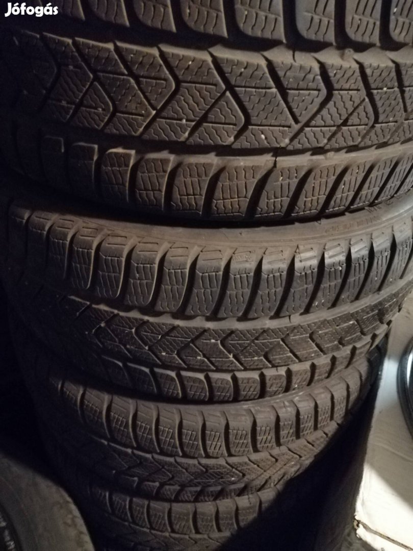 Pirelli Sottozero 205/40R17 téli garnitúra