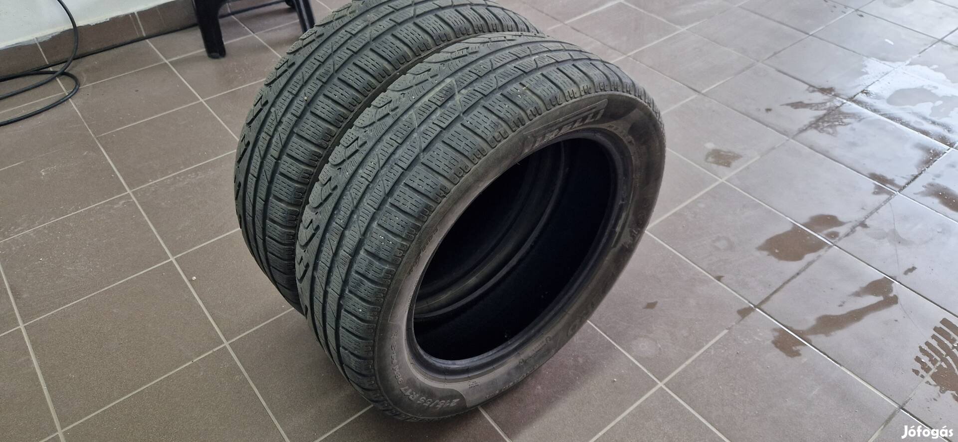 Pirelli Sottozero 215/55/17 es 2db téligumi.