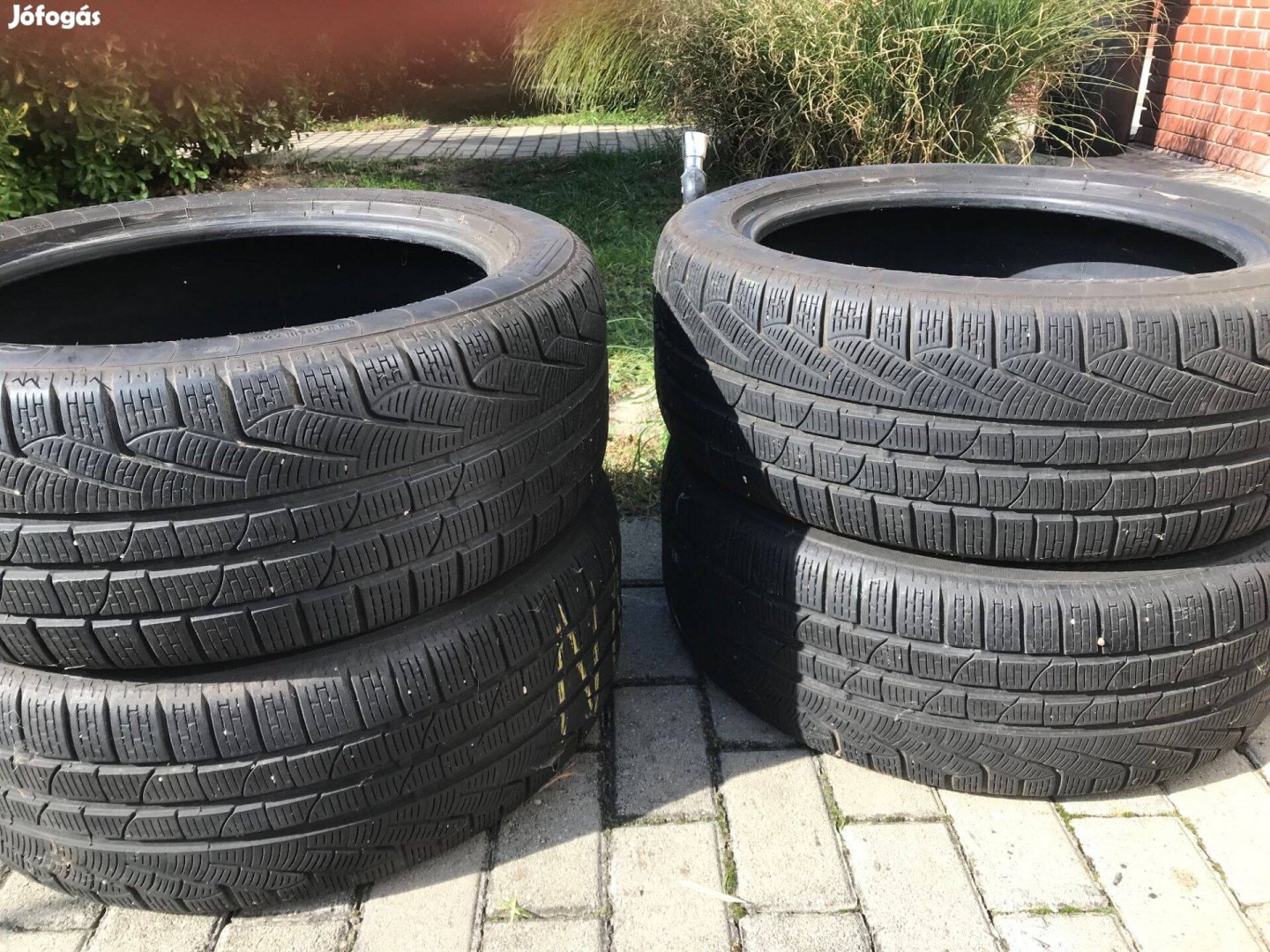 Pirelli Sottozero 245/45.18 100V. M+S Winter.Nagyon olcsón!
