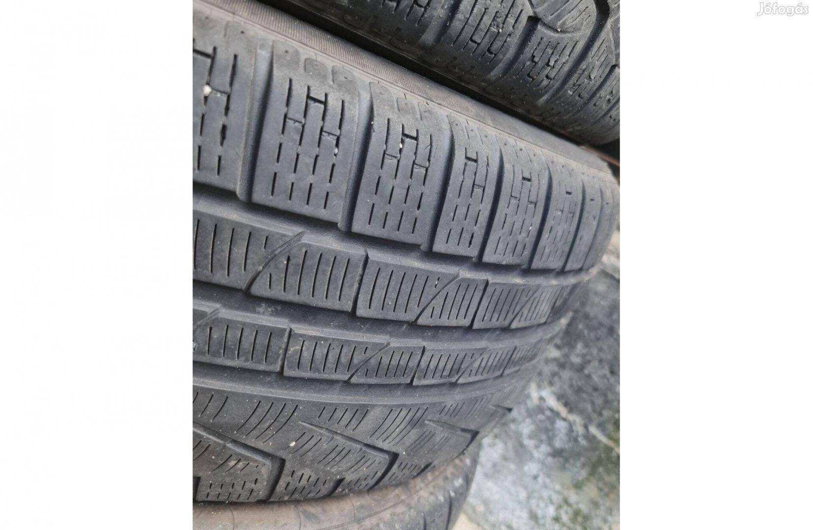 Pirelli Sottozero 245/45 R18 BMW STB Téligumi Garnitúra