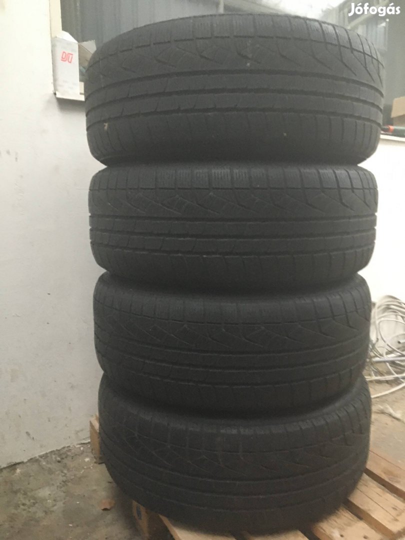 Pirelli Sottozero 245/50 R18 téligumi