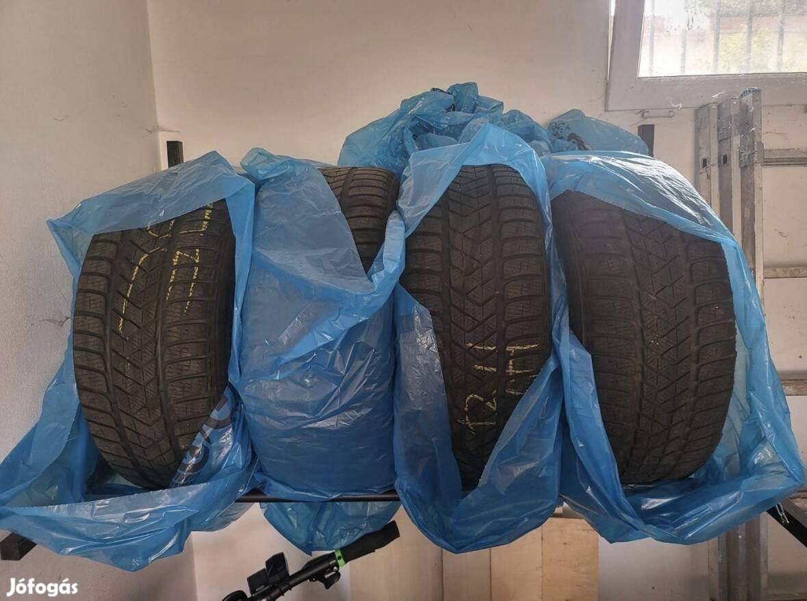 Pirelli Sottozero 3 245/40 R19 téli gumi