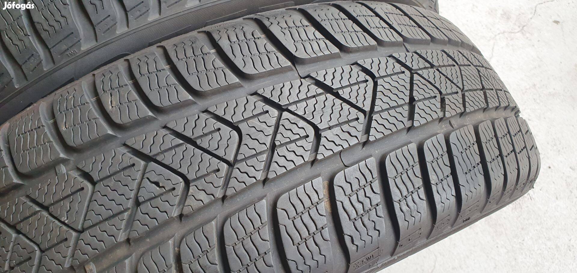 Pirelli Winter Sottozero 205/60 R17 téli gumi 2db /T259