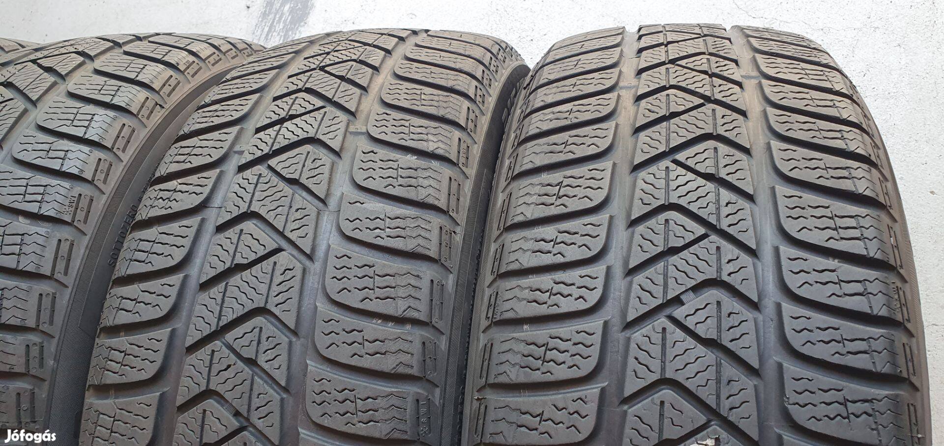 Pirelli Winter Sottozero 215/55 R17 téli gumi 4db /T267