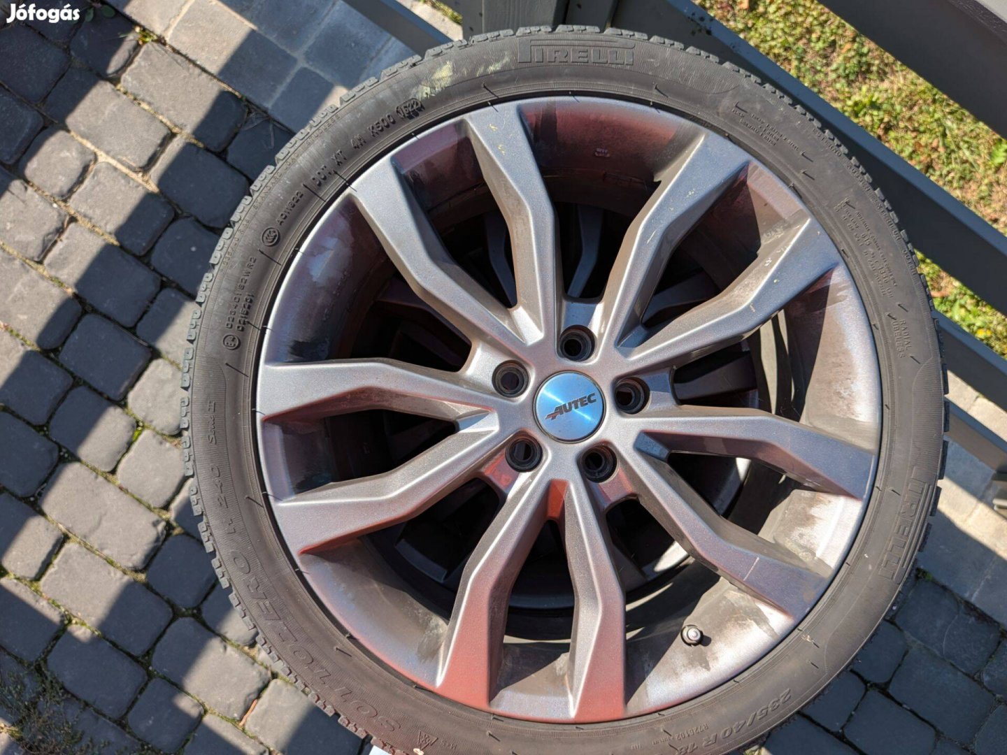 Pirelli Winter Sottozero téligumi AuteC 18 alufelnikkel