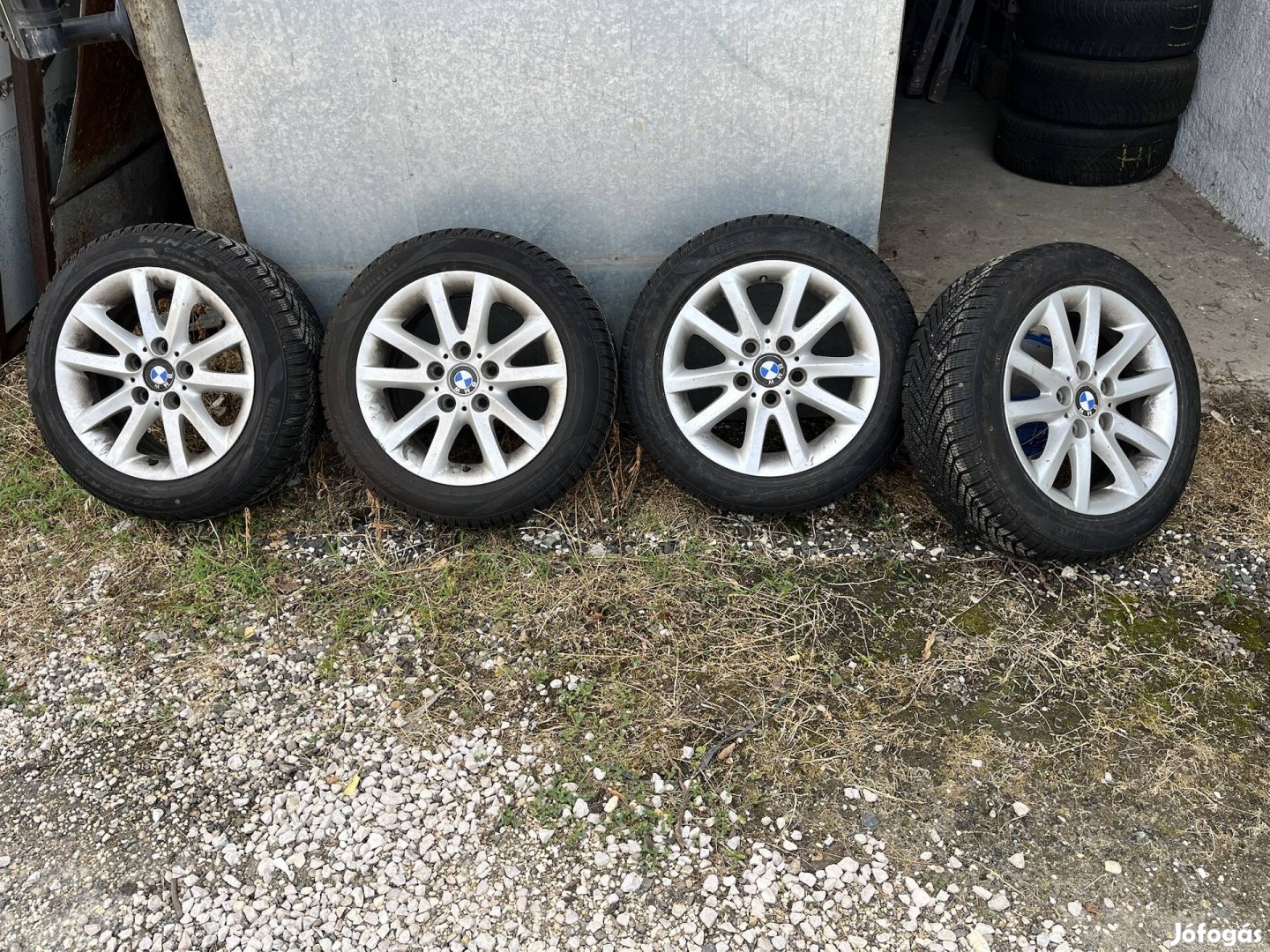 Pirelli cinturato téli gumi, fél éves 205/55/R16 gyári BMW alufelnin