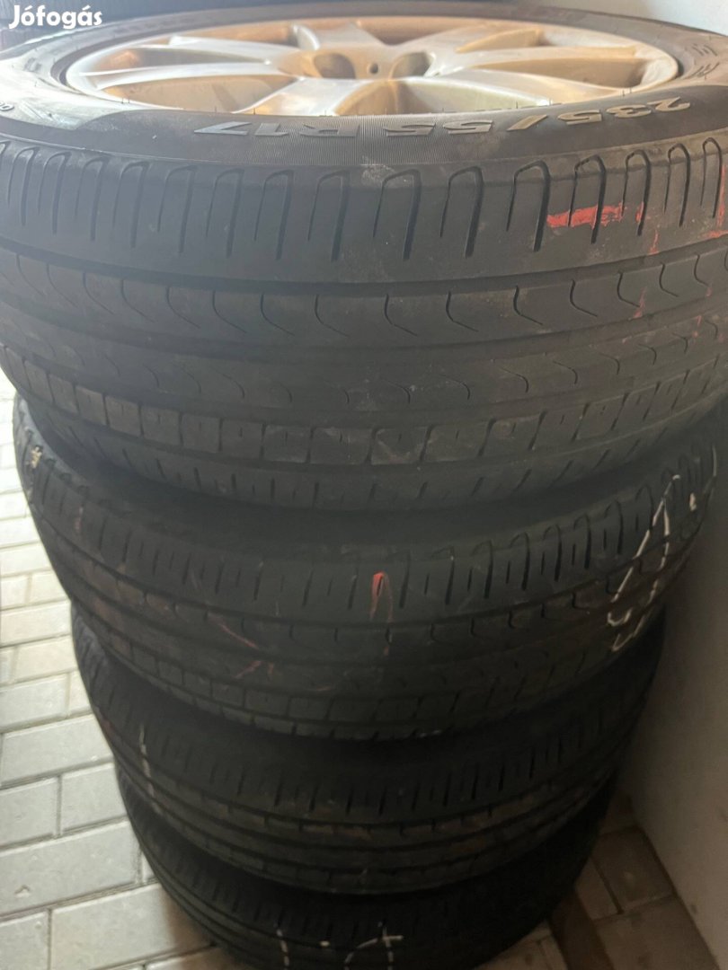 Pirelli nyári gumik felnivel 17''