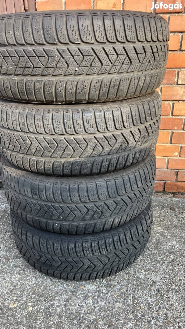 Pirelli sottozero 225/45 R18