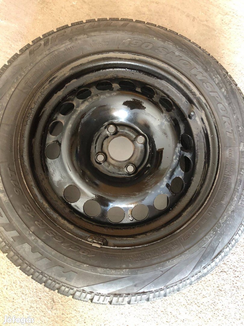 Pirelli téli gumi acél felnivel 4 db