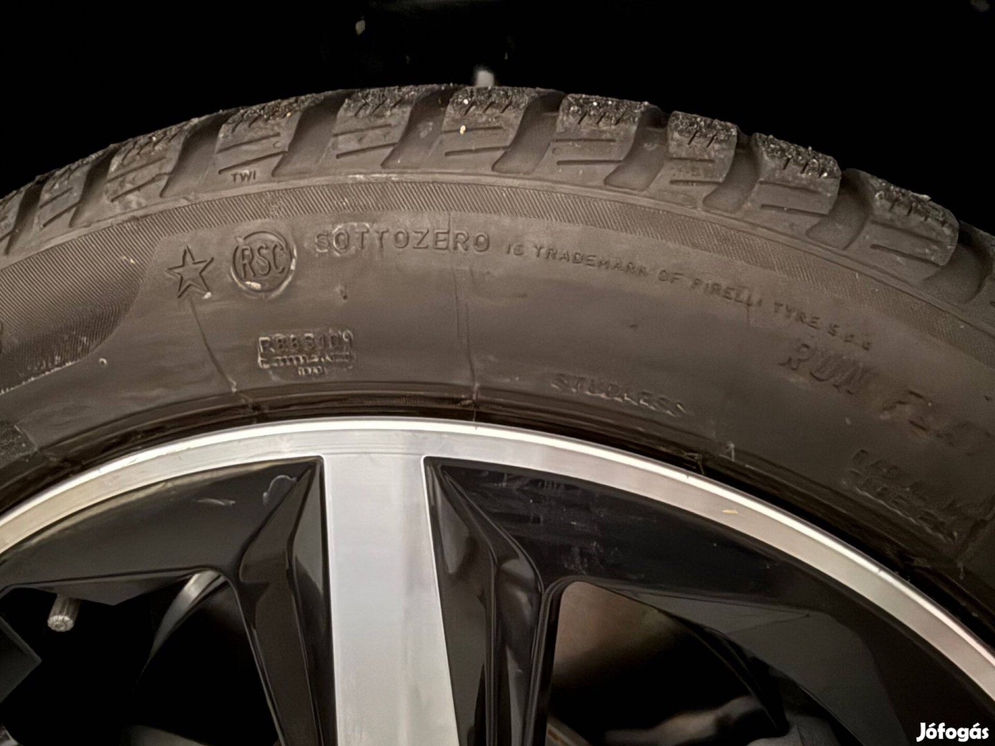 Pirelli téli gumiabroncs 225/50 R18