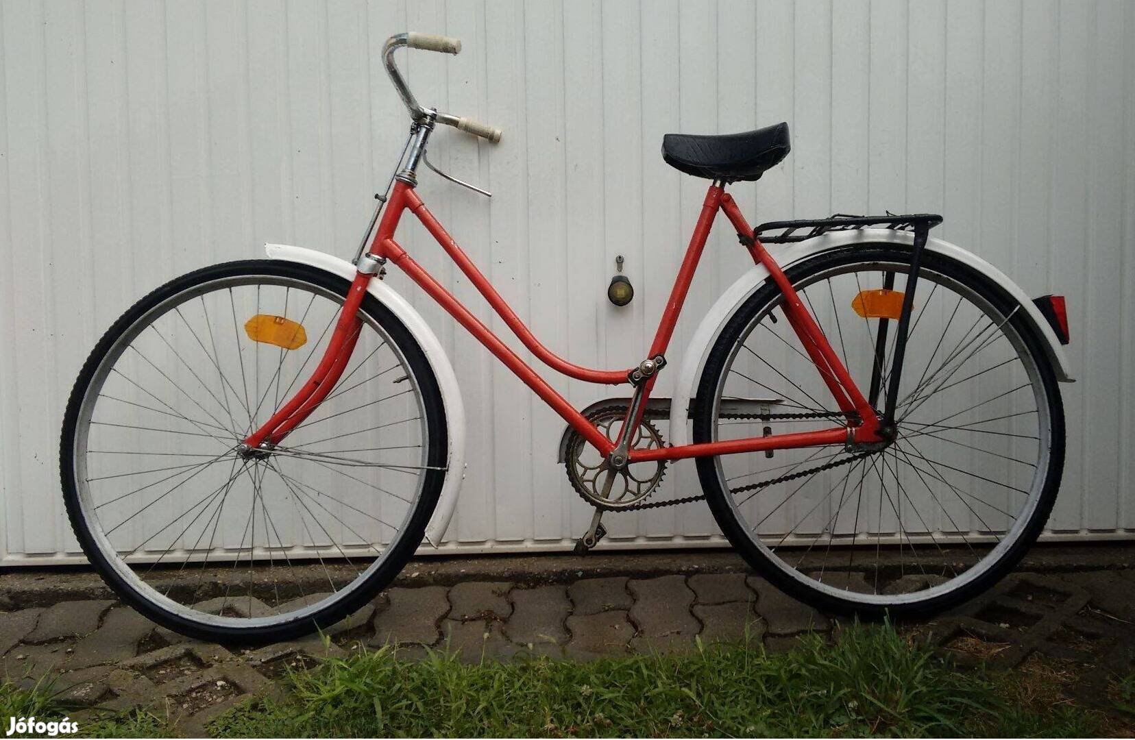Piros Női kerékpár 28 "