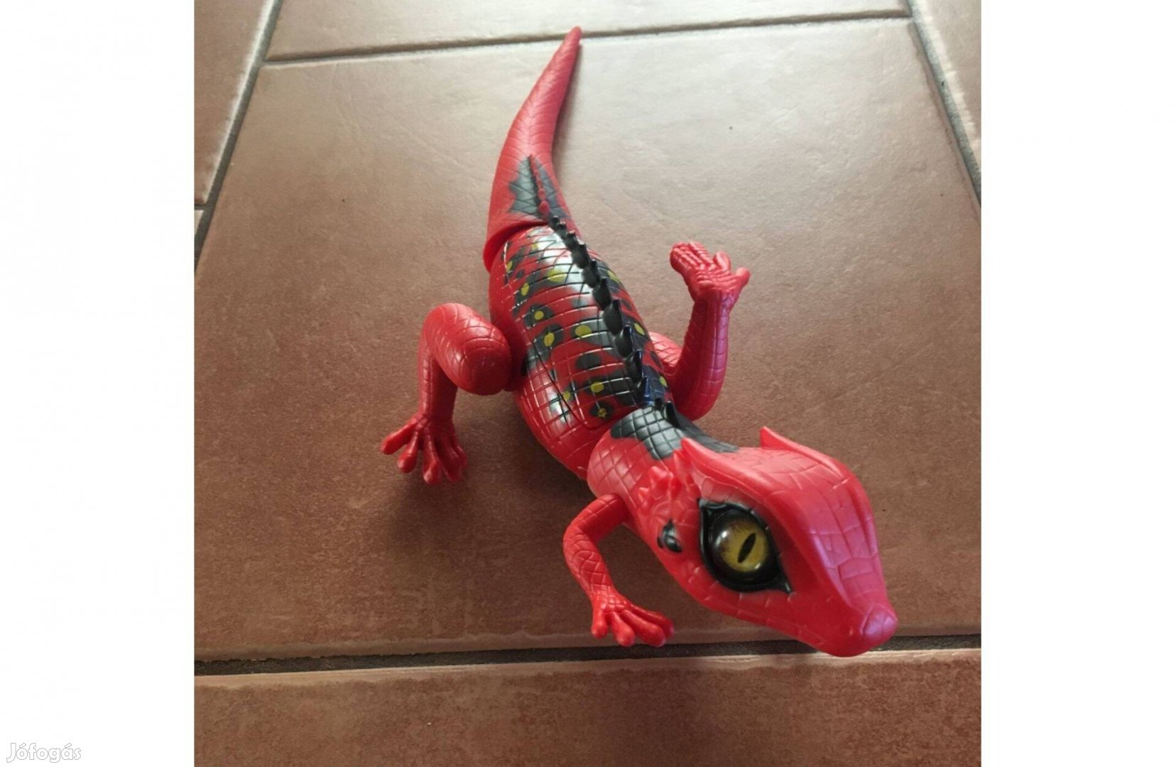 Piros Robo Alive gyík!