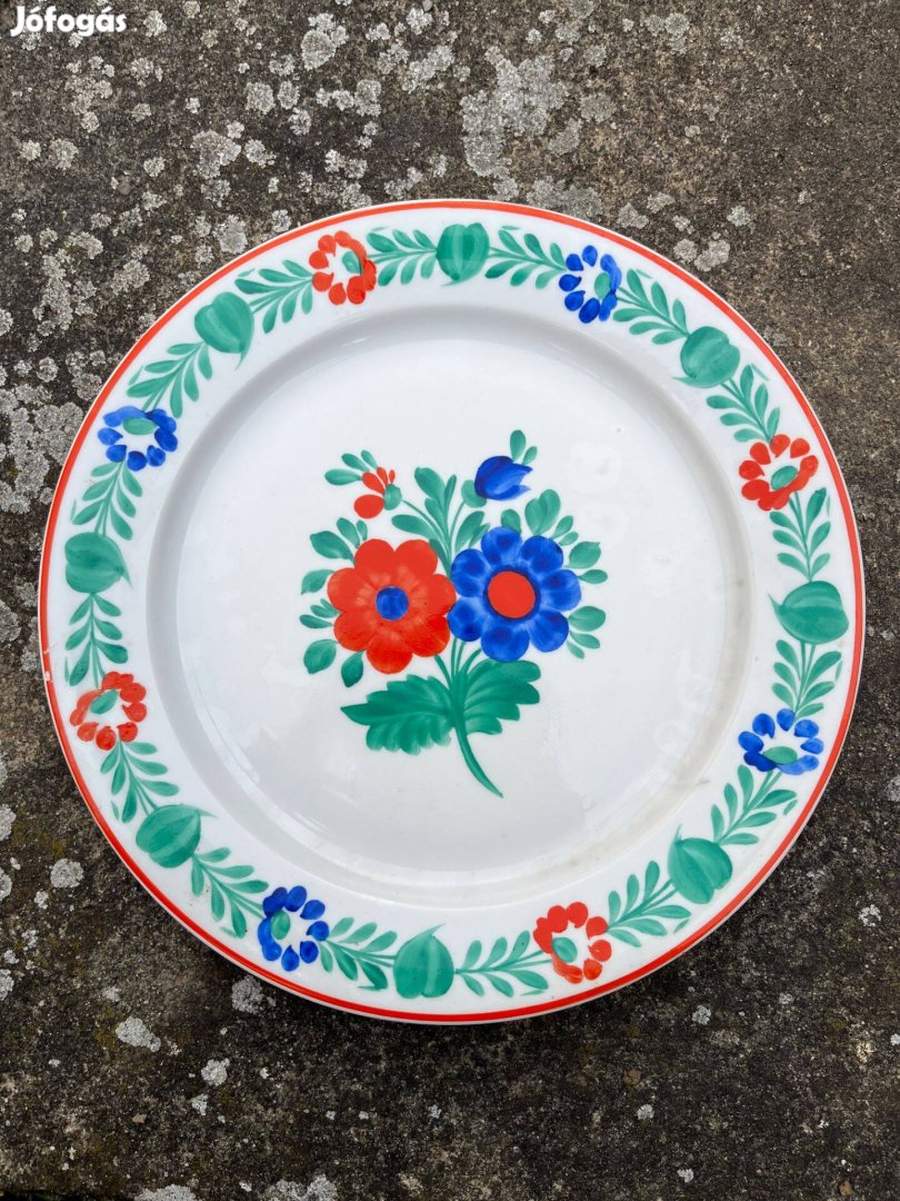 Piros-fehér-zöld-kék virágmintás jelöletlen porcelán tál
