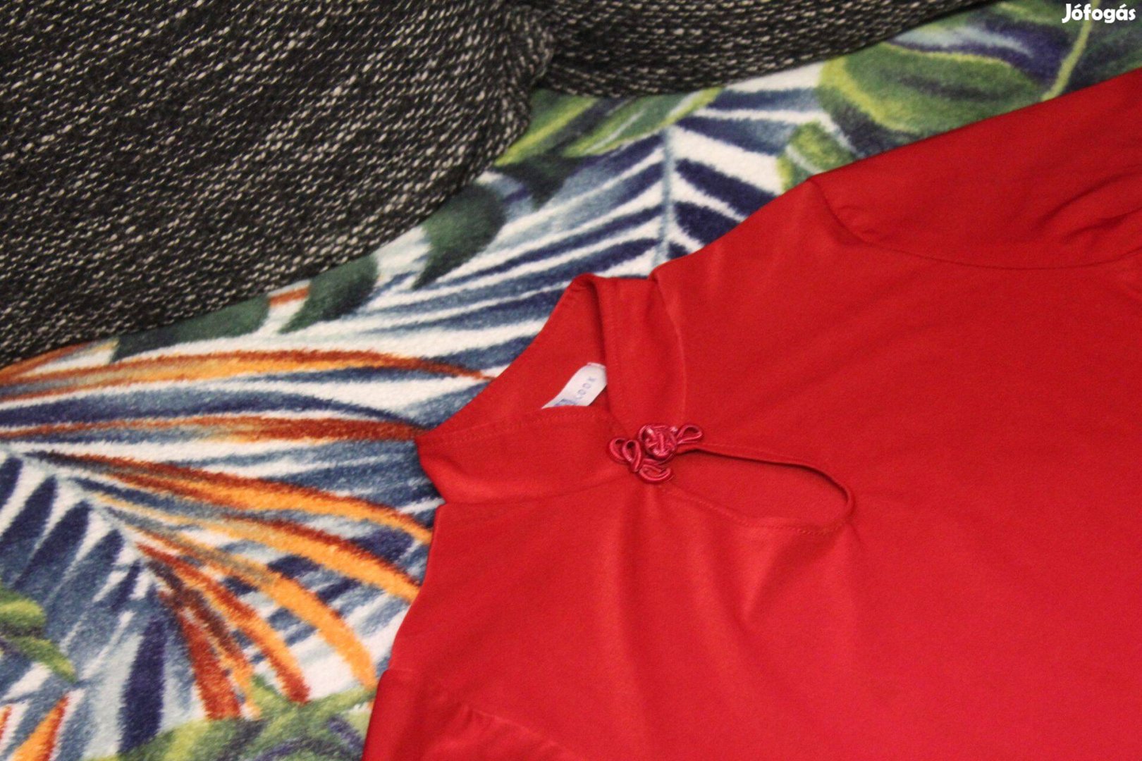Piros kinai nyaku noi polo, 38 (5x viselt)