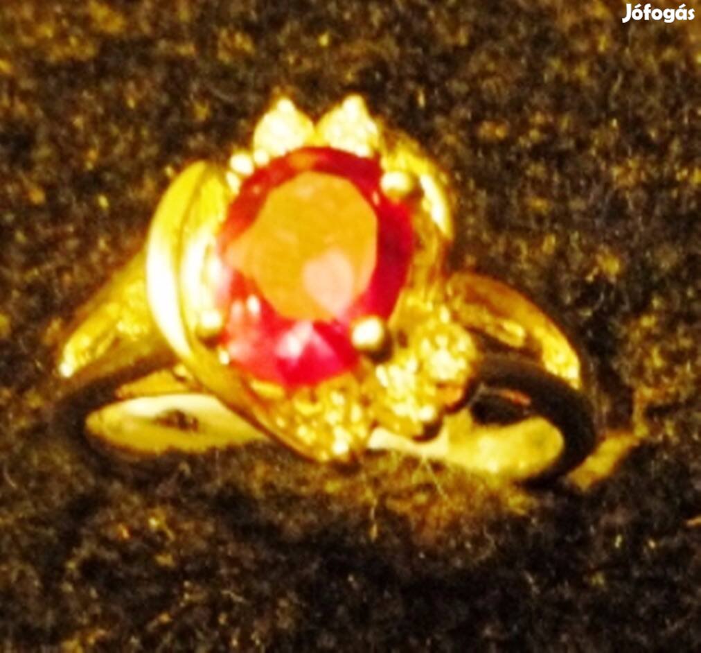 Piros köves ezüst gyűrű