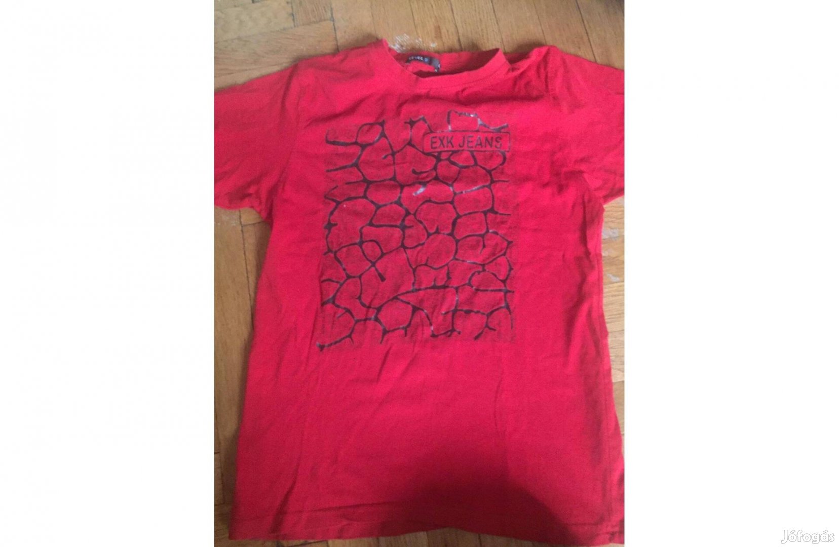 Piros mintás felső