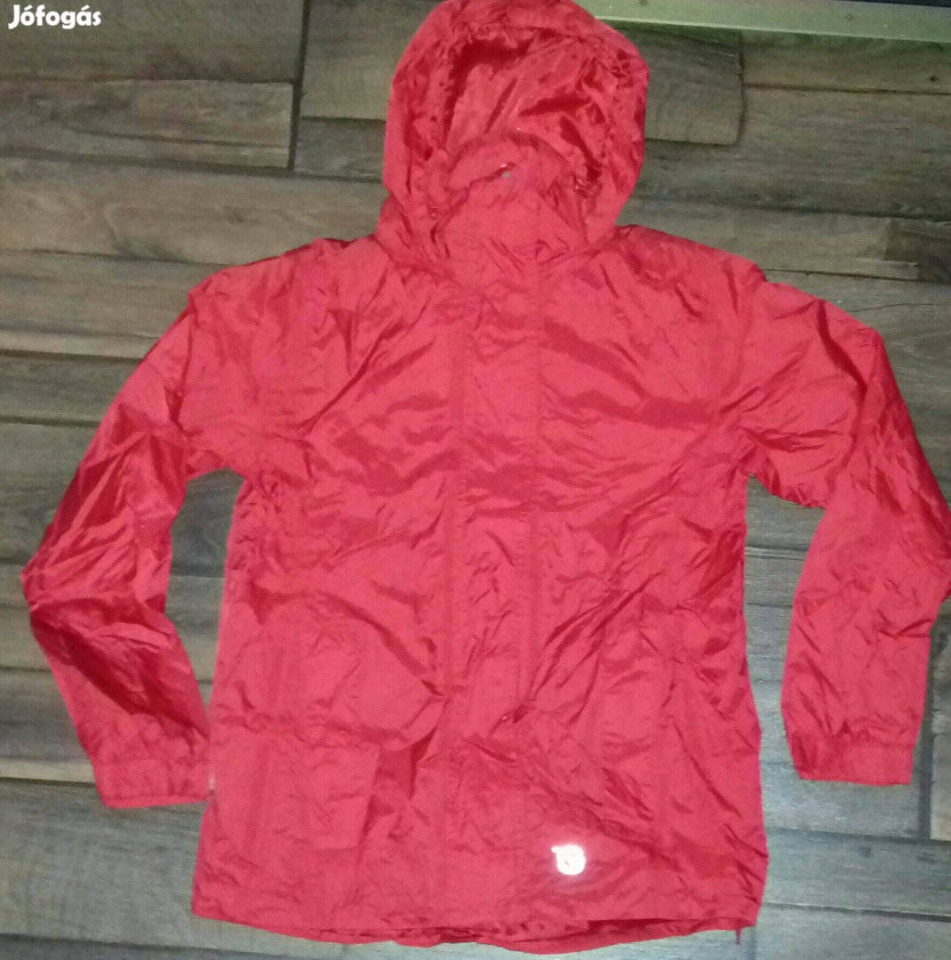 Piros színű tavaszi kabát Hálóval bélelt, kapucnis