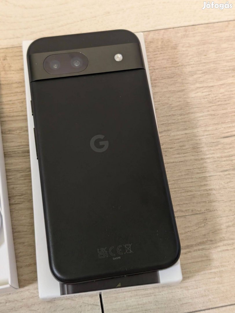 Pixel 8a 128GB , 5töltés, karcmentes, 21 hó gari