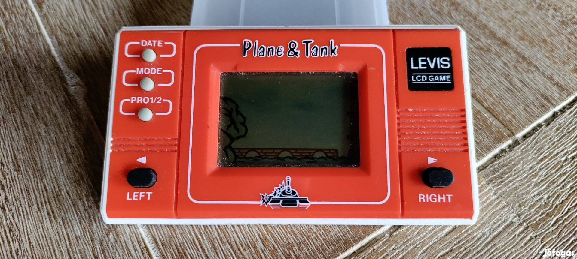 Plane & Tank - Levis LCD GAME