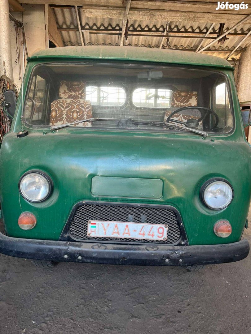Platós uaz, alkatrészekkel eladó