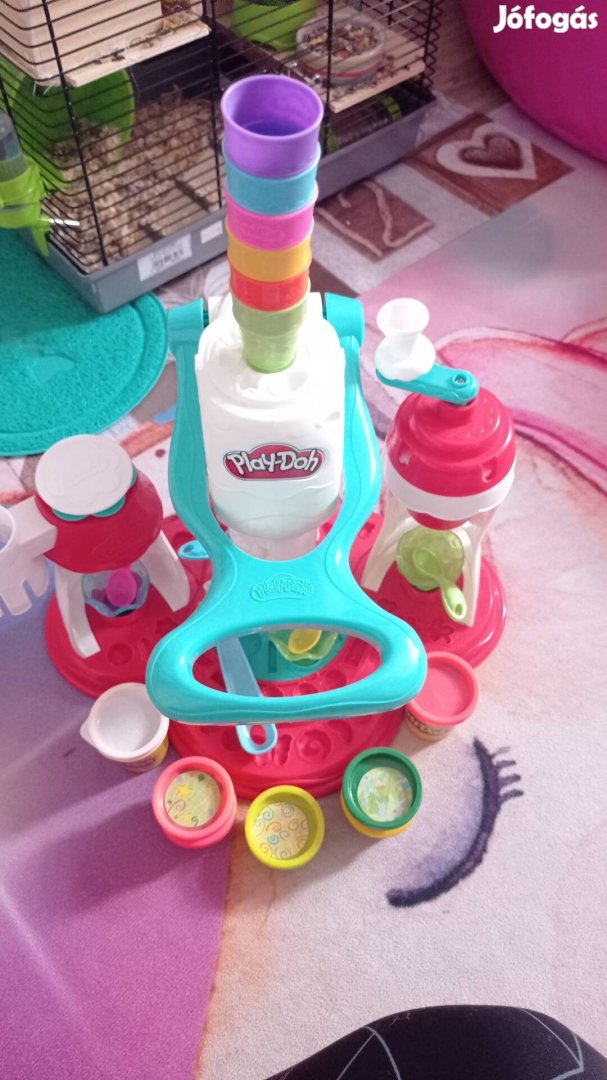 Play-Doh fagylalt gyúrmakészítő készlet