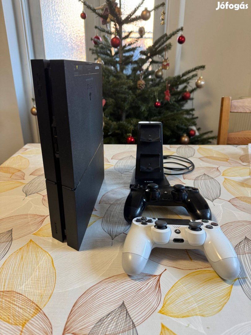 Play Station (PS4) 1TB megkímélt állapotban