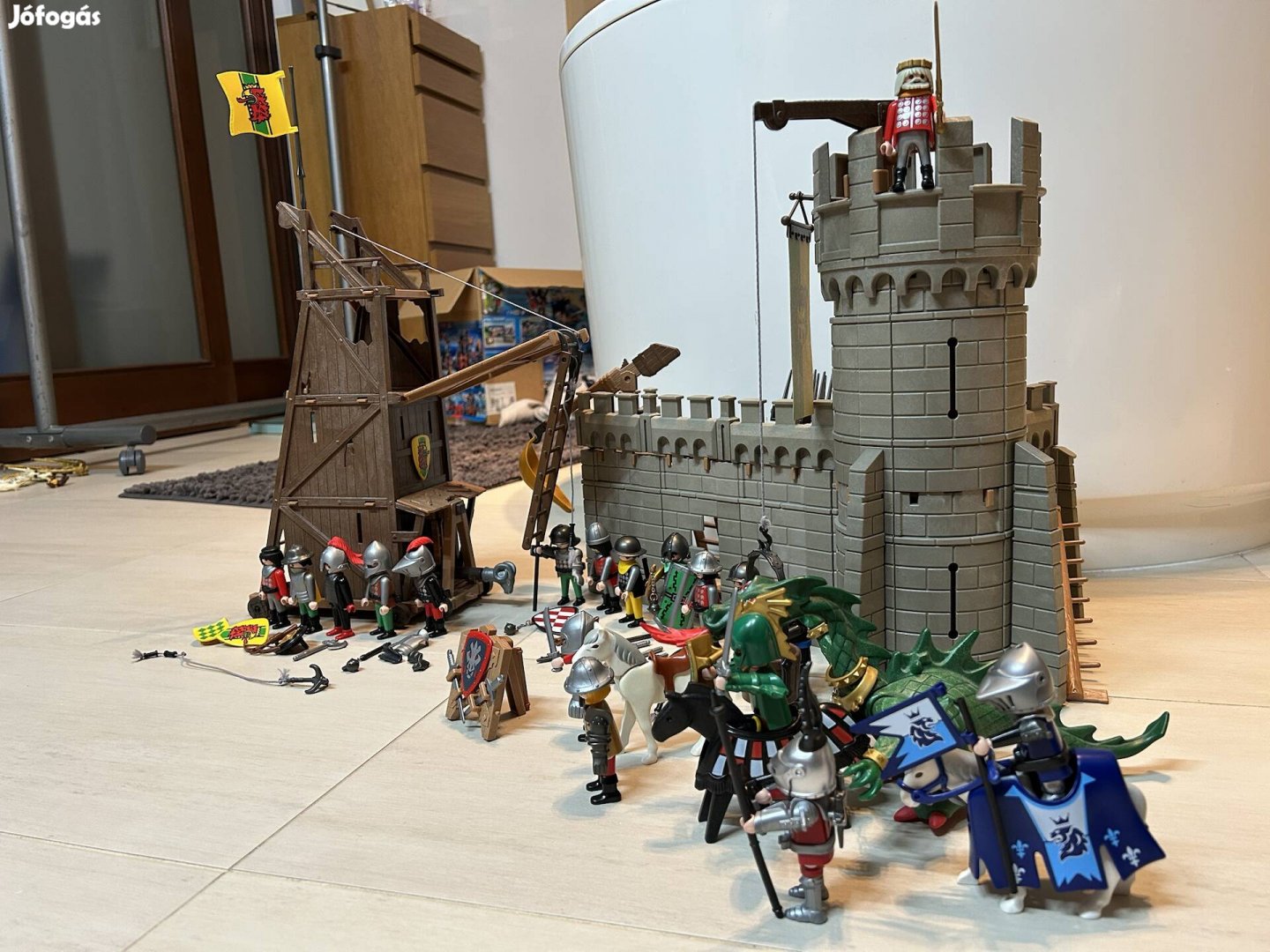 Playmobil 3123 óriás kastély (Castle) rengeteg kiegészítővel