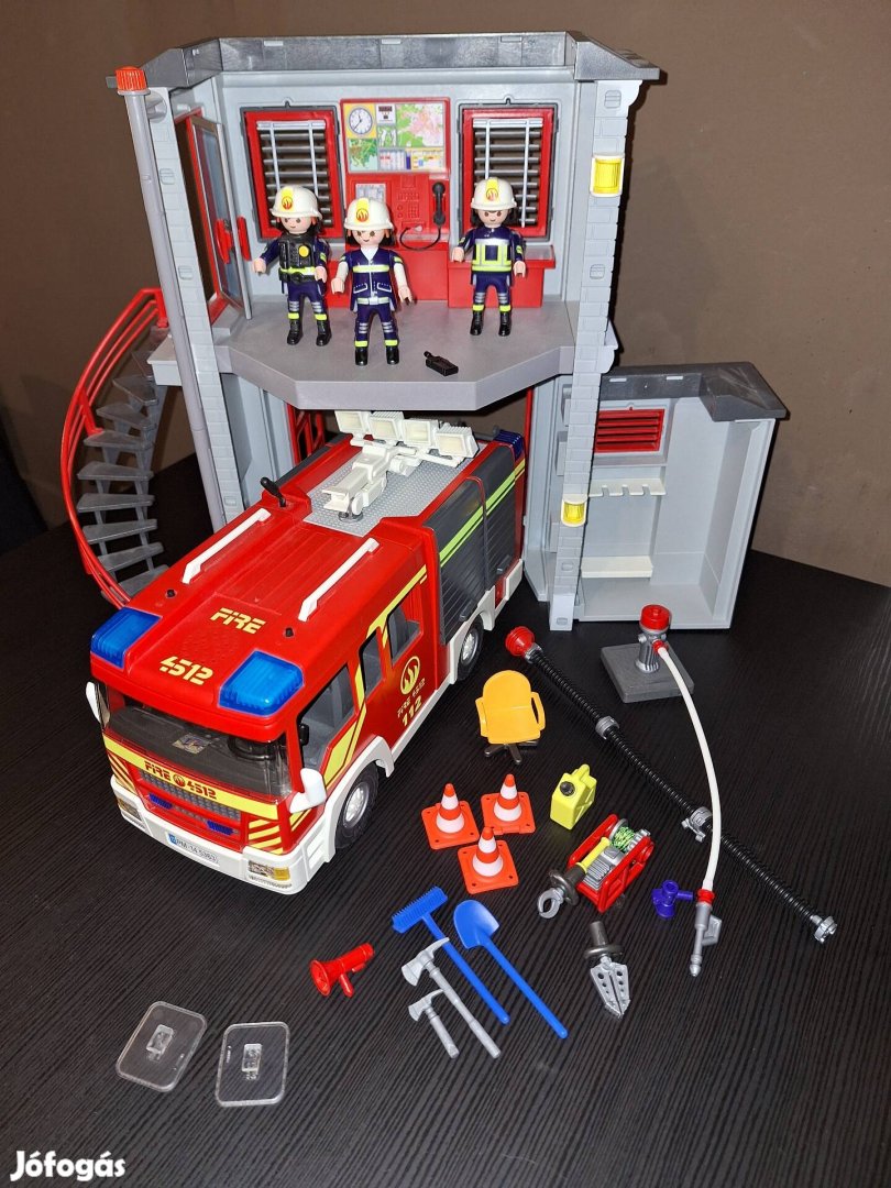 Playmobil 71603 tűzoltóság tűzoltóállomás és tűzoltóautó 