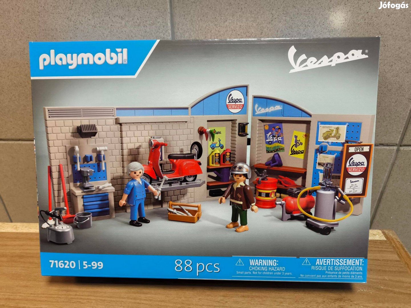 Playmobil 71620 60-as évekbeli Vespa szerviz piros robogóval új